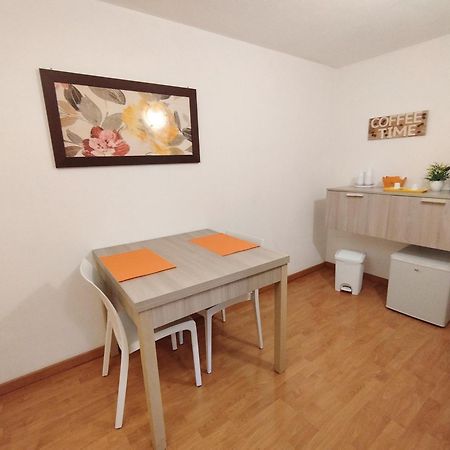 Alcamo Rooms Con Garage Privato Pokój zdjęcie